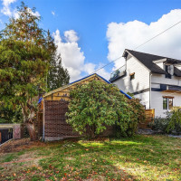 6517 39th Avenue NE, Seattle, WA 98115
