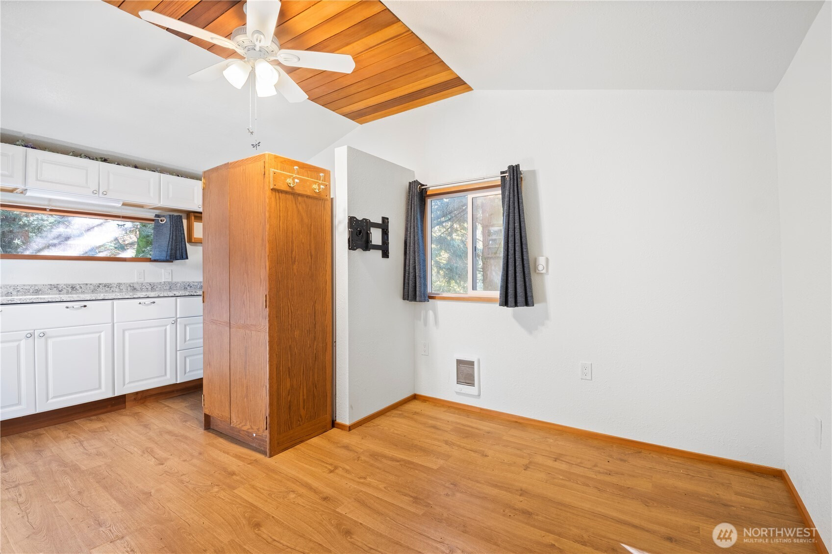 14310 200th Avenue SE, Renton, WA 98059