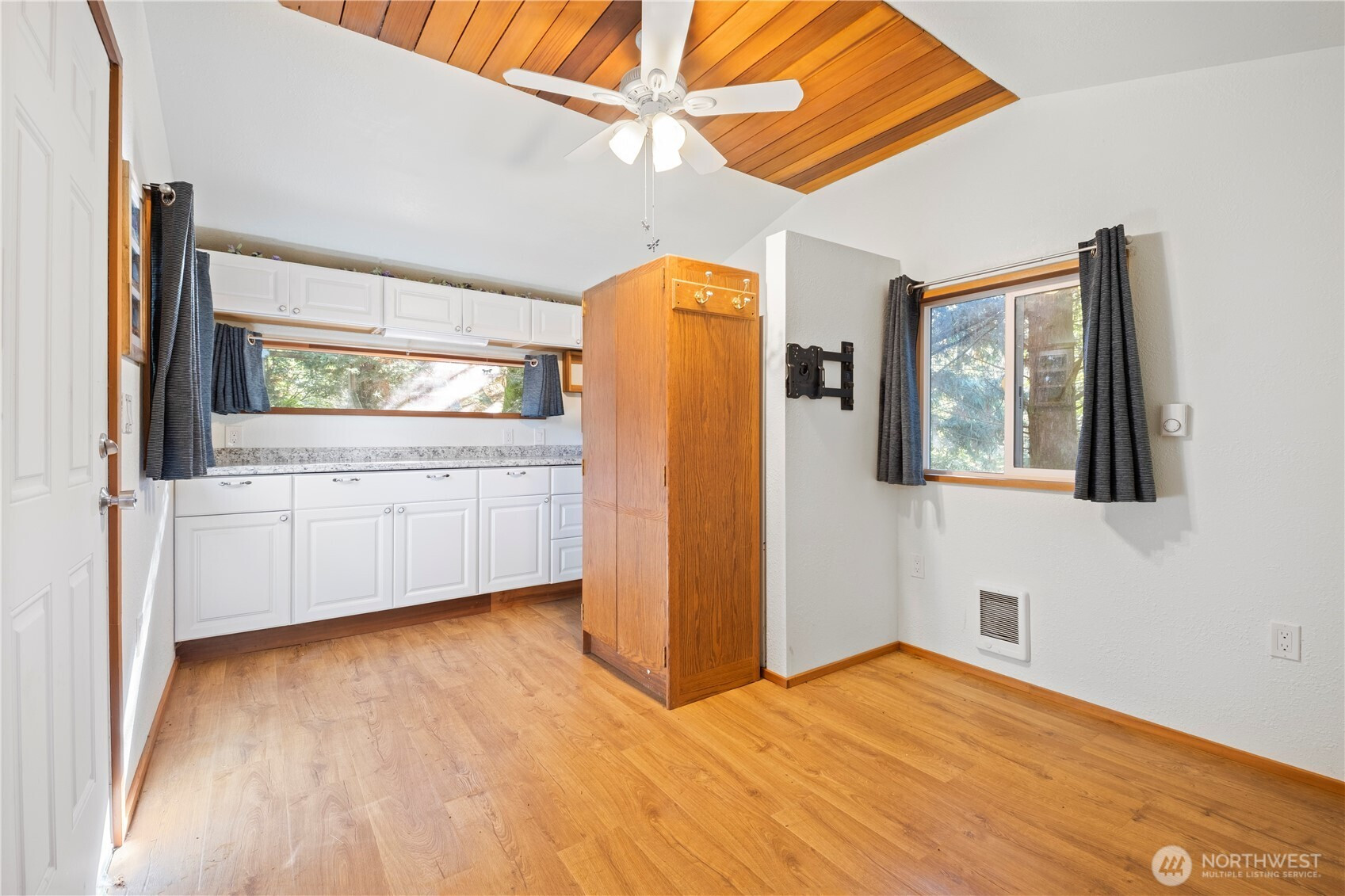 14310 200th Avenue SE, Renton, WA 98059