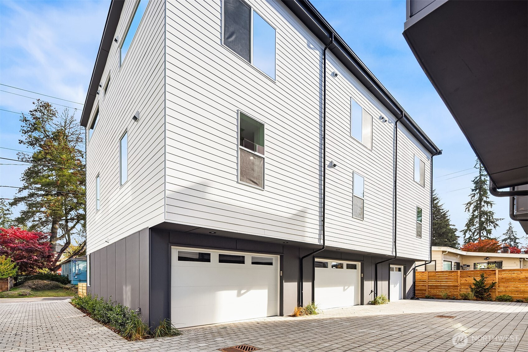 18011 2nd Avenue NE, Shoreline, WA 98155