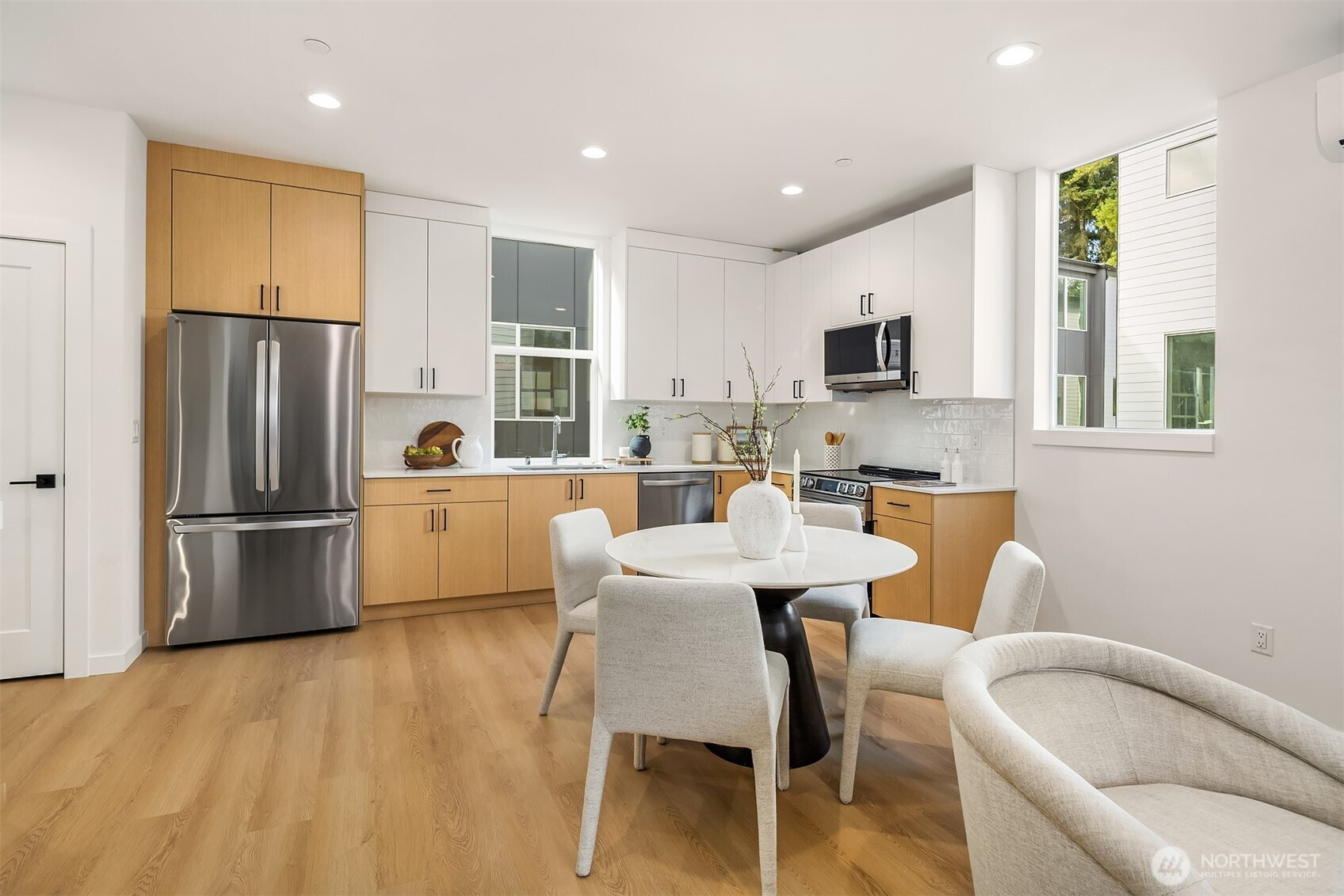 18011 2nd Avenue NE, Shoreline, WA 98155