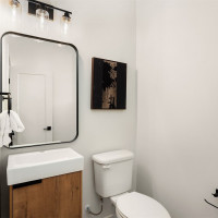 18011 2nd Avenue NE, Shoreline, WA 98155