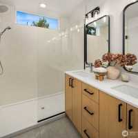 18011 2nd Avenue NE, Shoreline, WA 98155