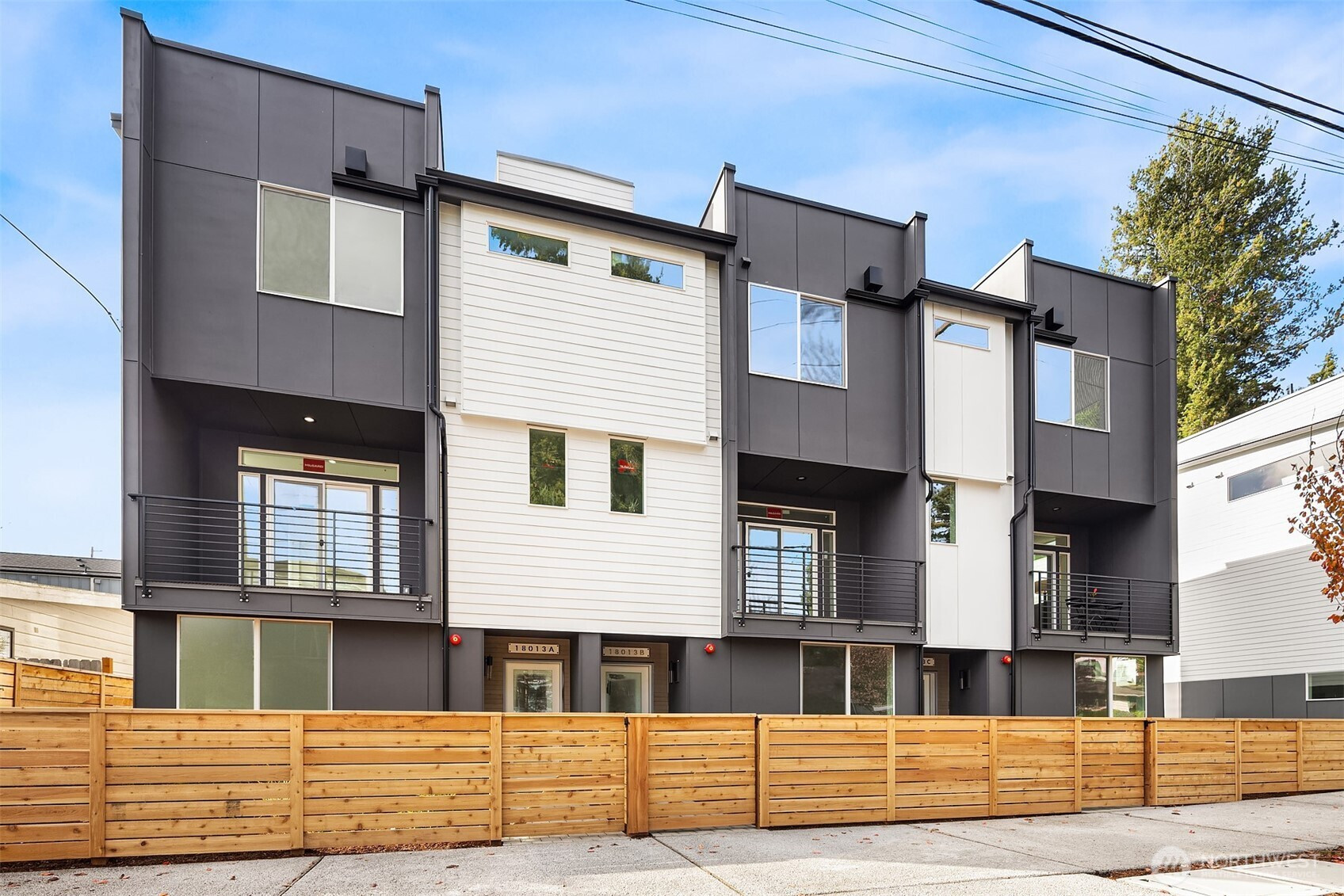 18011 2nd Avenue NE, Shoreline, WA 98155