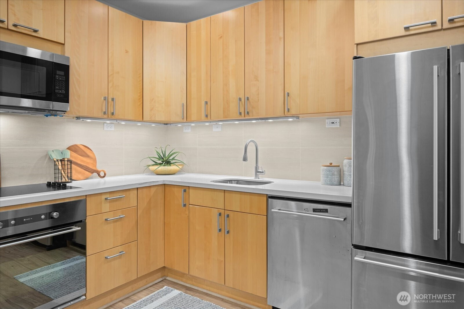 18003 NE 93rd Court, Redmond, WA 98052