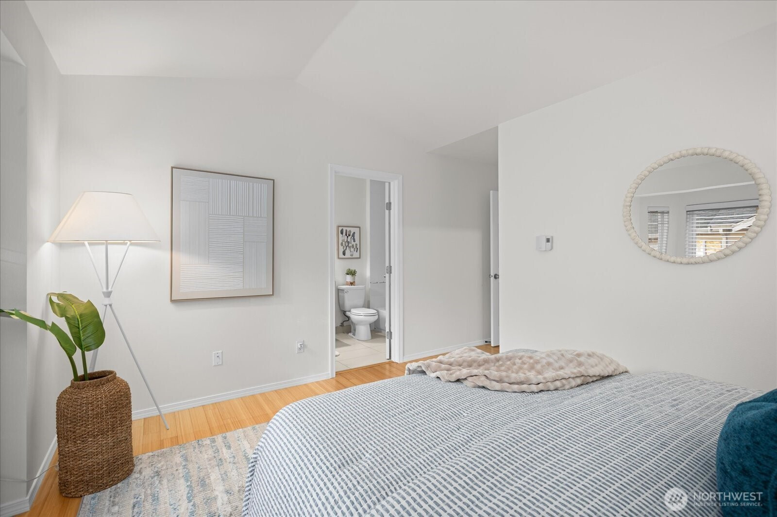 18003 NE 93rd Court, Redmond, WA 98052