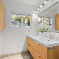 18003 NE 93rd Court, Redmond, WA 98052