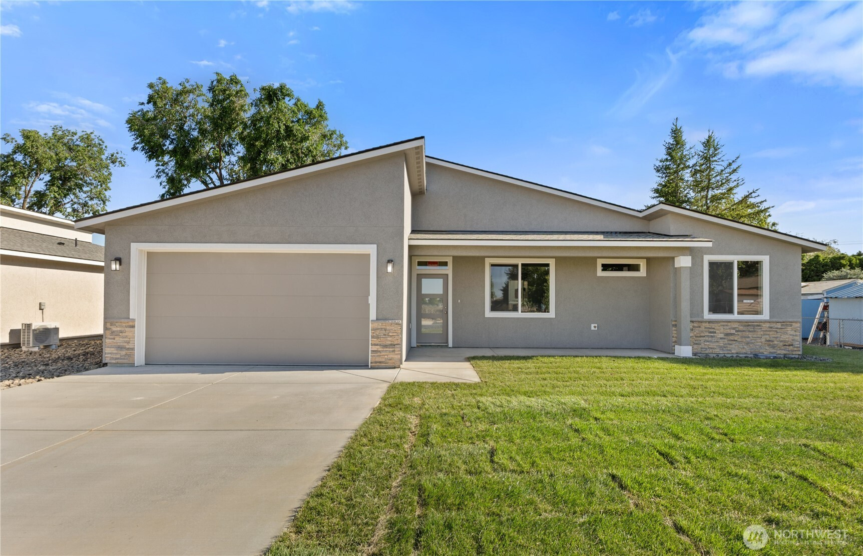 605 Dorsing Street, Moses Lake, WA 98837