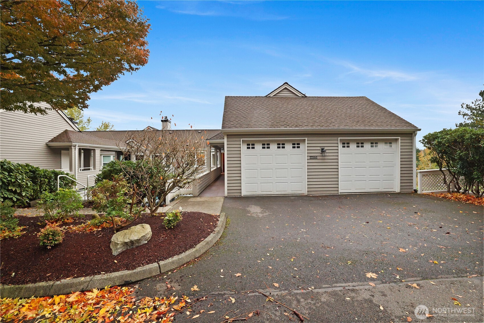 22551 SE 42nd Court, Issaquah, WA 98029