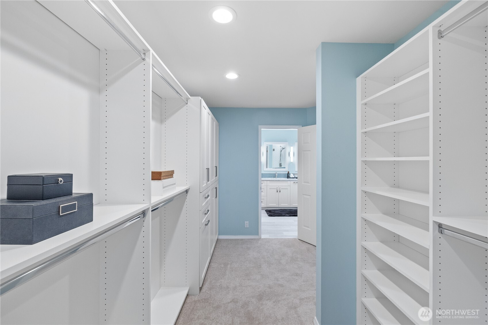 22551 SE 42nd Court, Issaquah, WA 98029