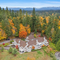 22551 SE 42nd Court, Issaquah, WA 98029