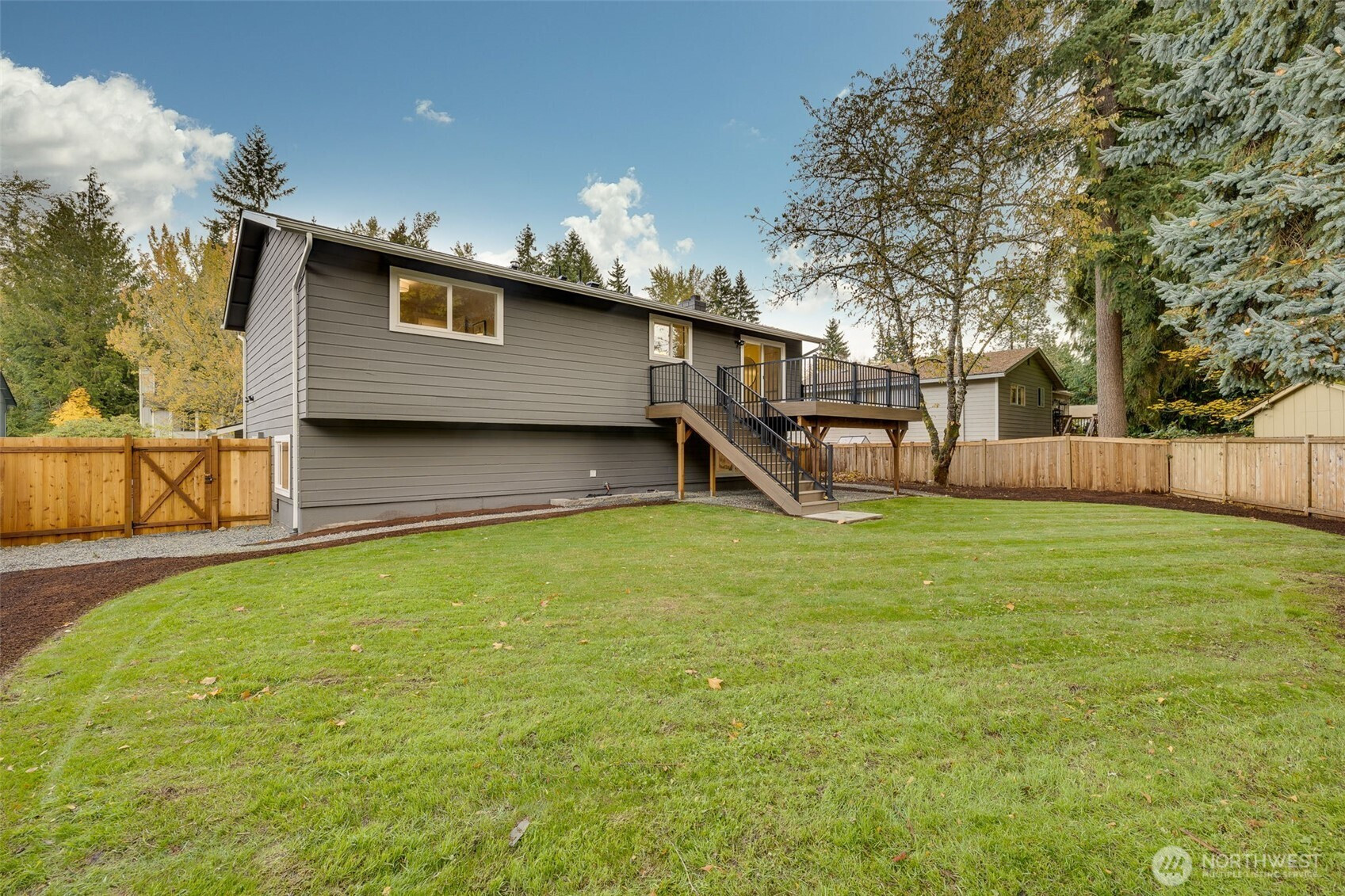 16009 NE 106th Street, Redmond, WA 98052