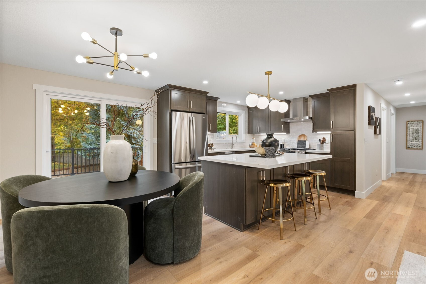 16009 NE 106th Street, Redmond, WA 98052