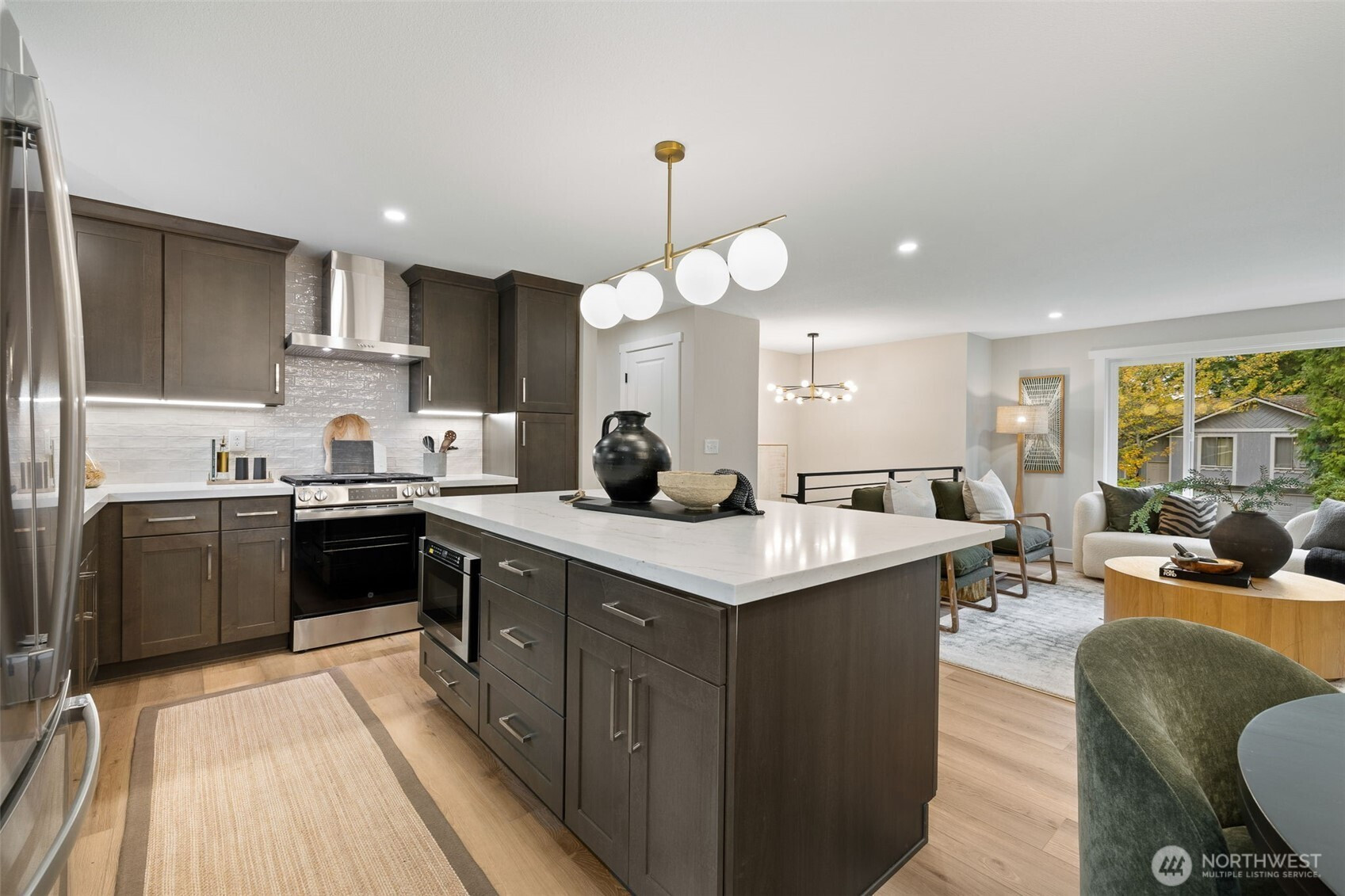 16009 NE 106th Street, Redmond, WA 98052