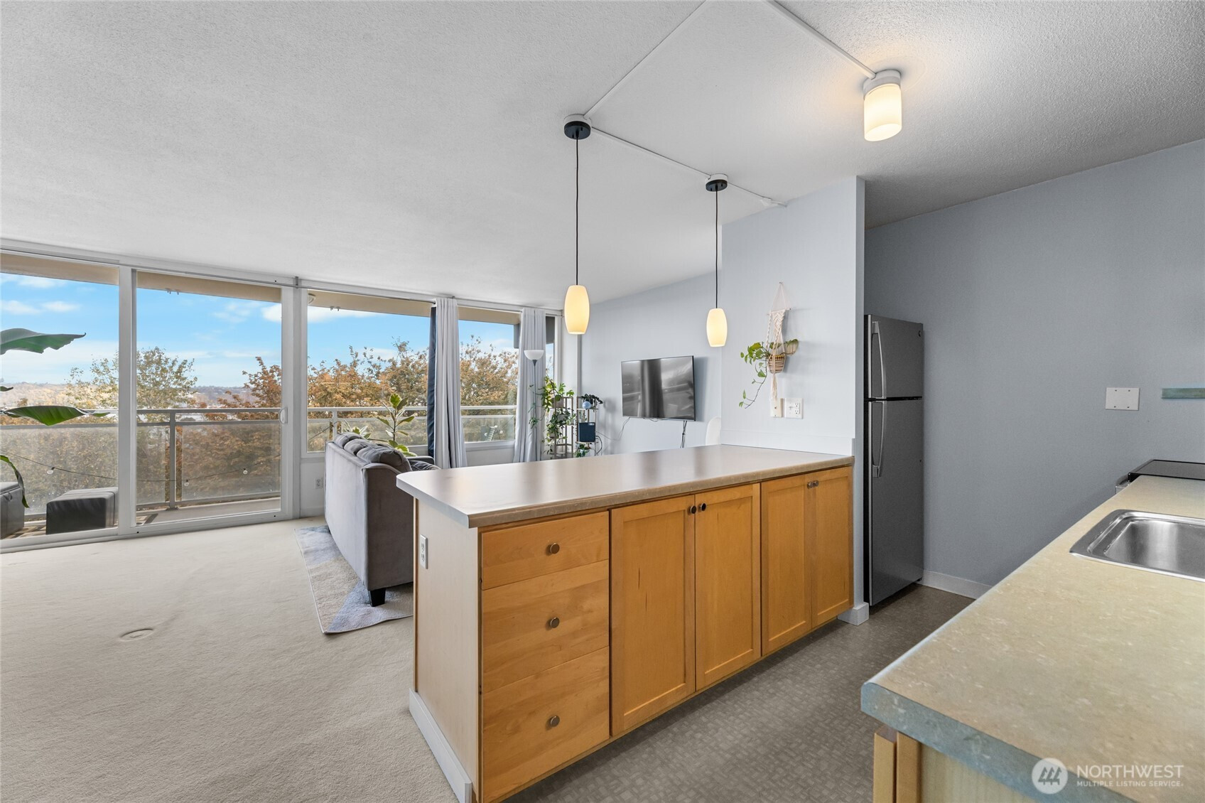 235 Broadway, Tacoma, WA 98402