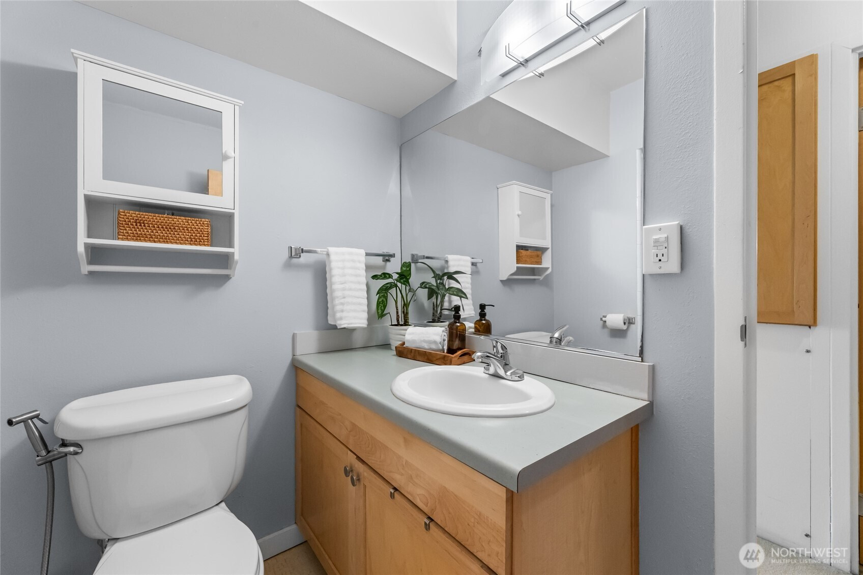 235 Broadway, Tacoma, WA 98402