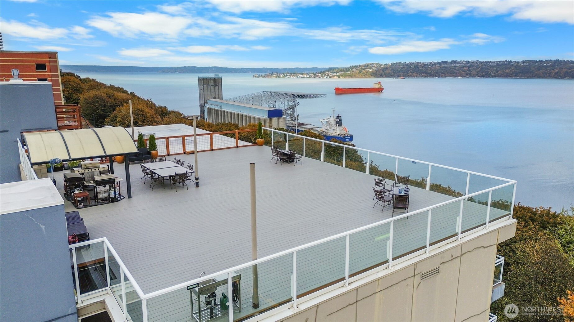 235 Broadway, Tacoma, WA 98402