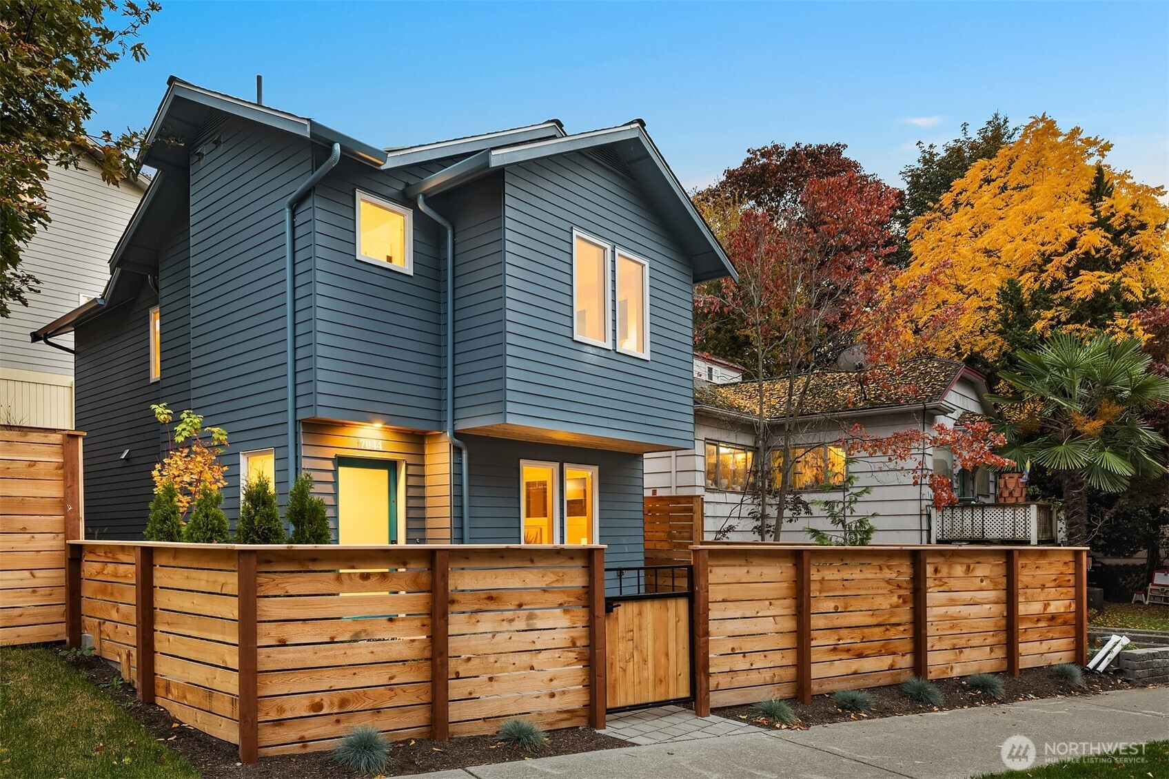 7044 15th Avenue NE, Seattle, WA 98115