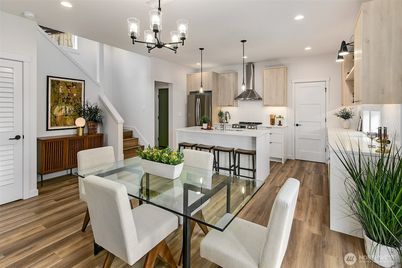 10706 Fremont Avenue N, Seattle, WA 98133