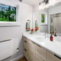 10706 Fremont Avenue N, Seattle, WA 98133