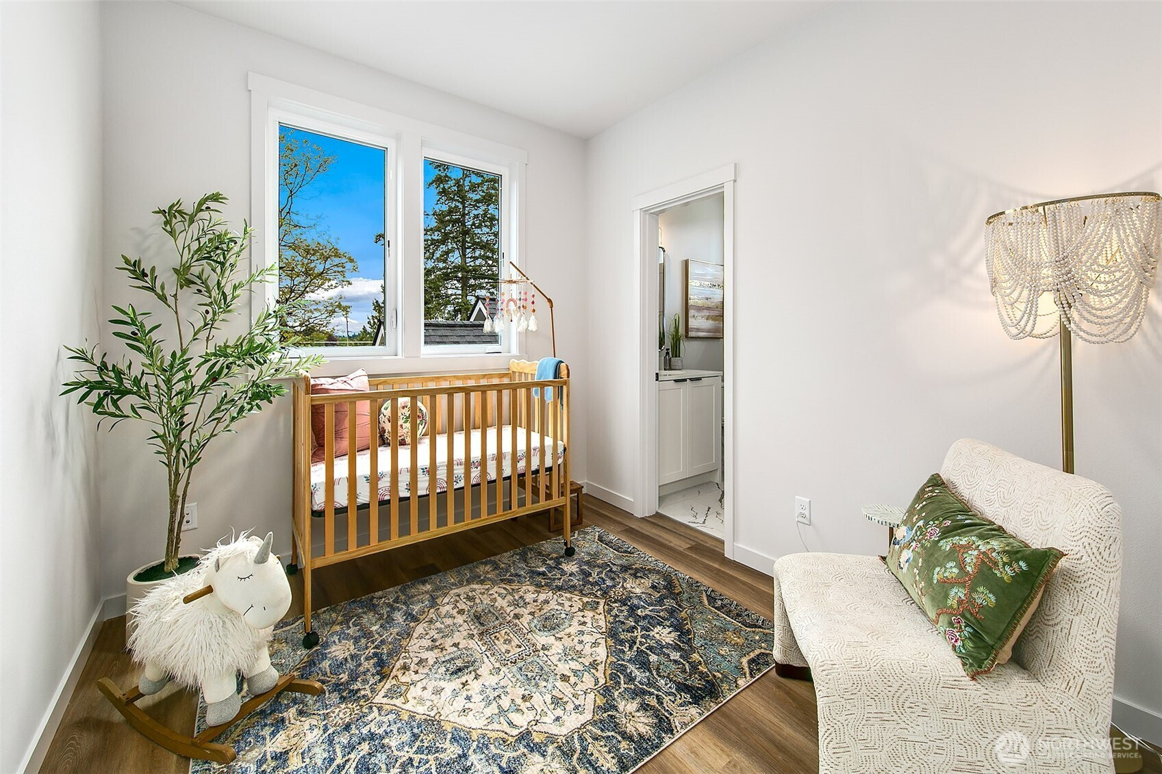 10706 Fremont Avenue N, Seattle, WA 98133