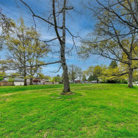 10706 Fremont Avenue N, Seattle, WA 98133