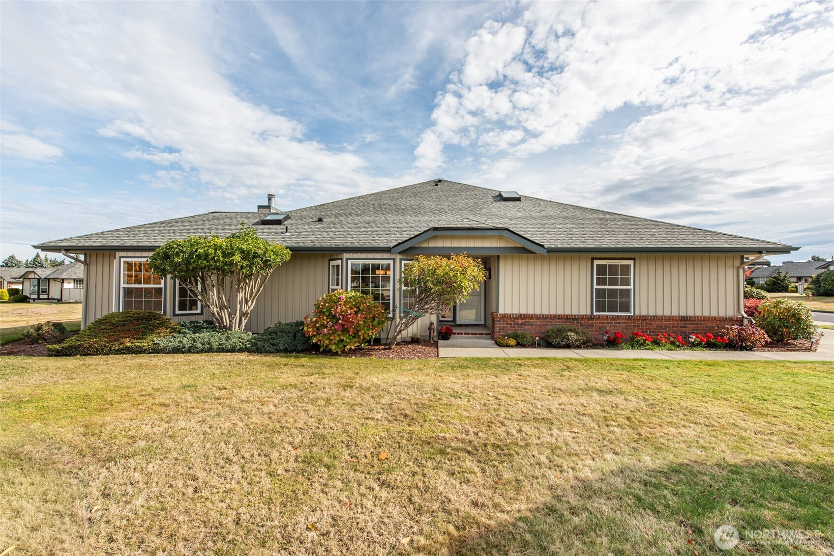 871 N Oxford Way, Sequim, WA 98382