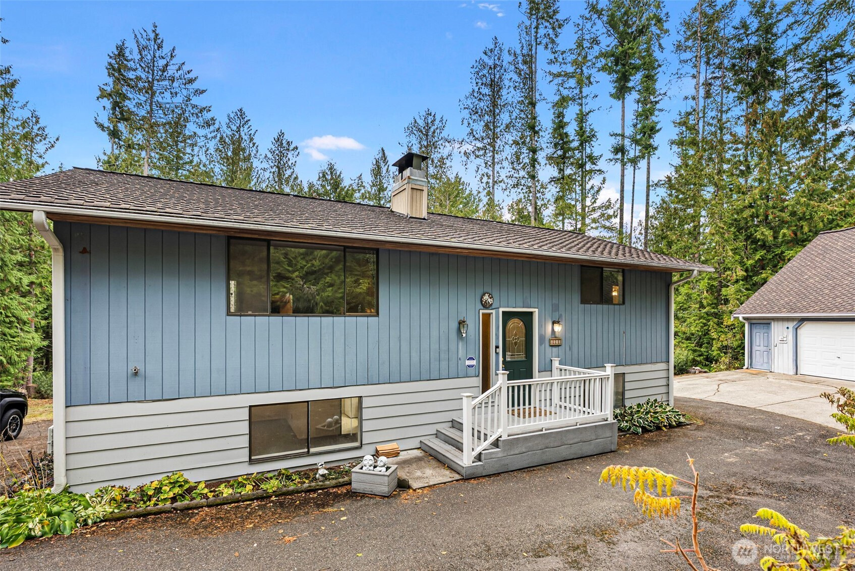 6550 NW Mathwig Lane, Silverdale, WA 98383