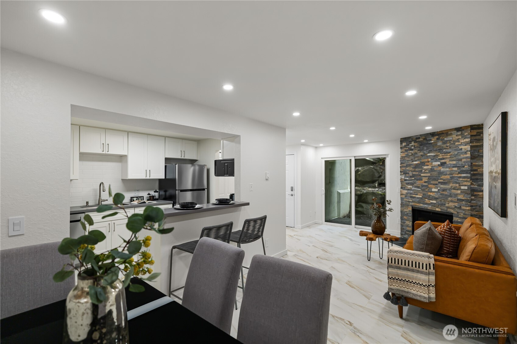 9474 Redmond-Woodinville Road, Redmond, WA 98052