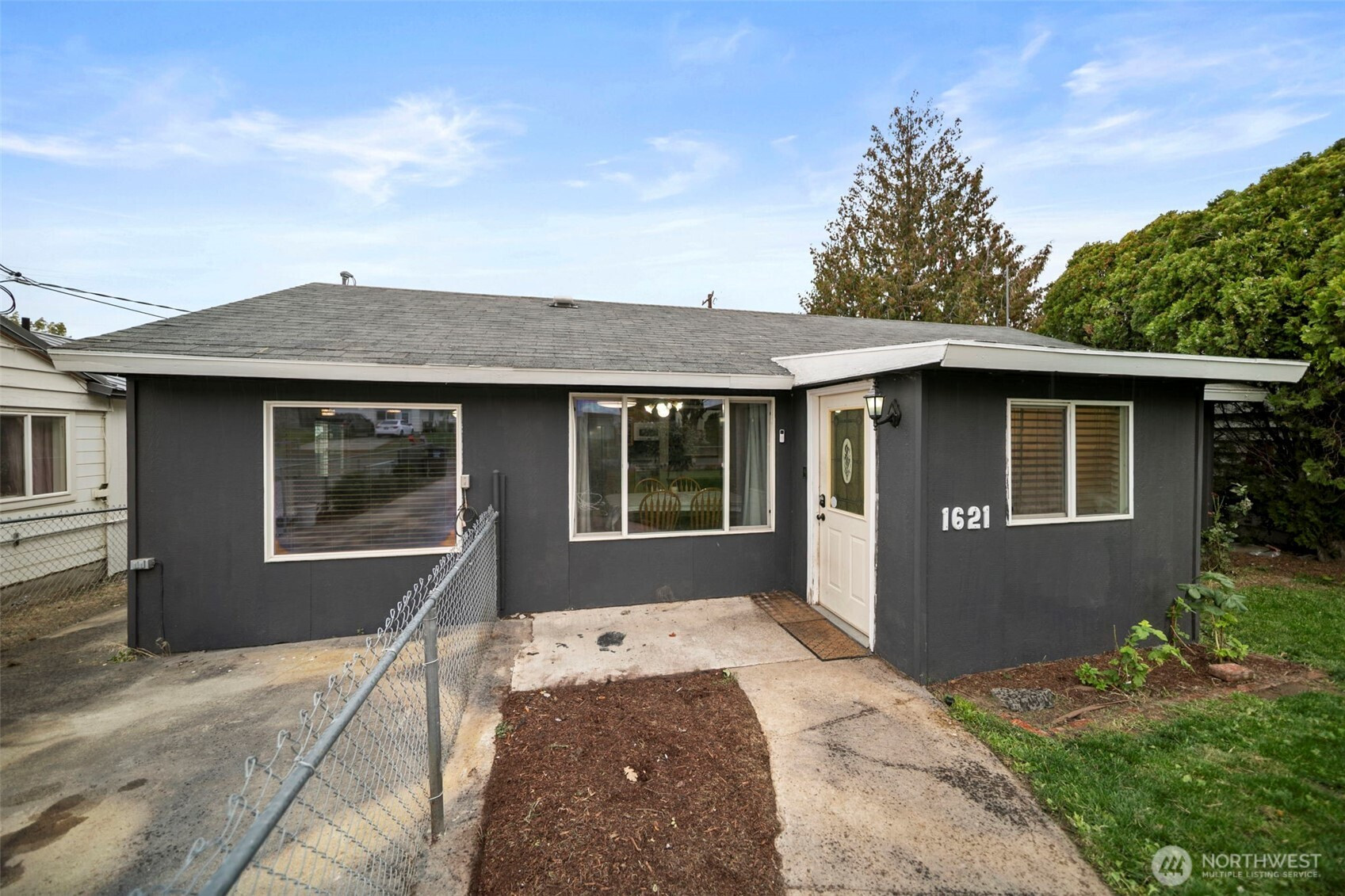 1621 Tacoma Avenue, Bridgeport, WA 98813