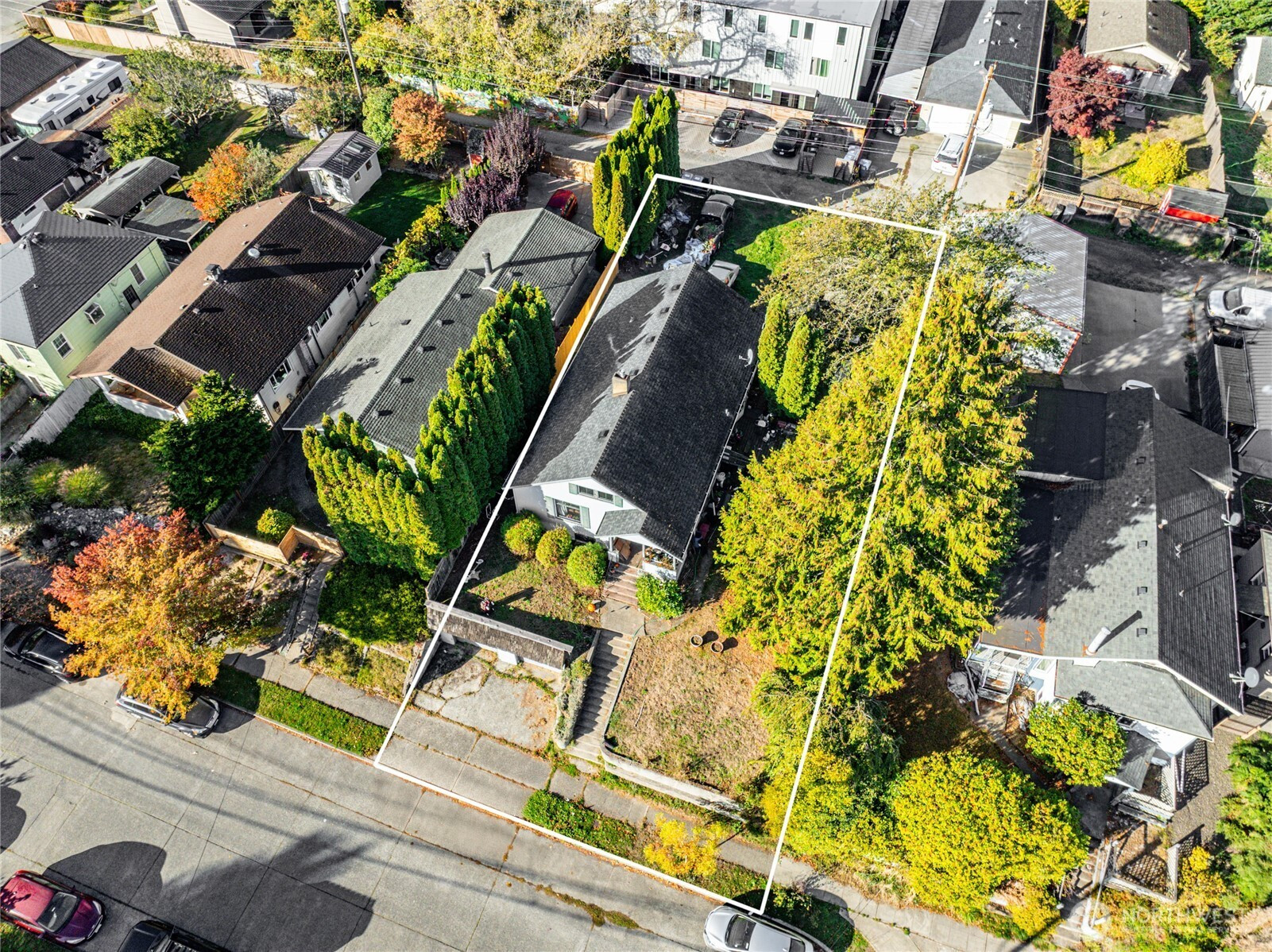 9237 18th Avenue SW, Seattle, WA 98106