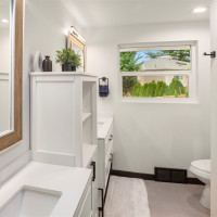 10045 NE 15th Street, Bellevue, WA 98004