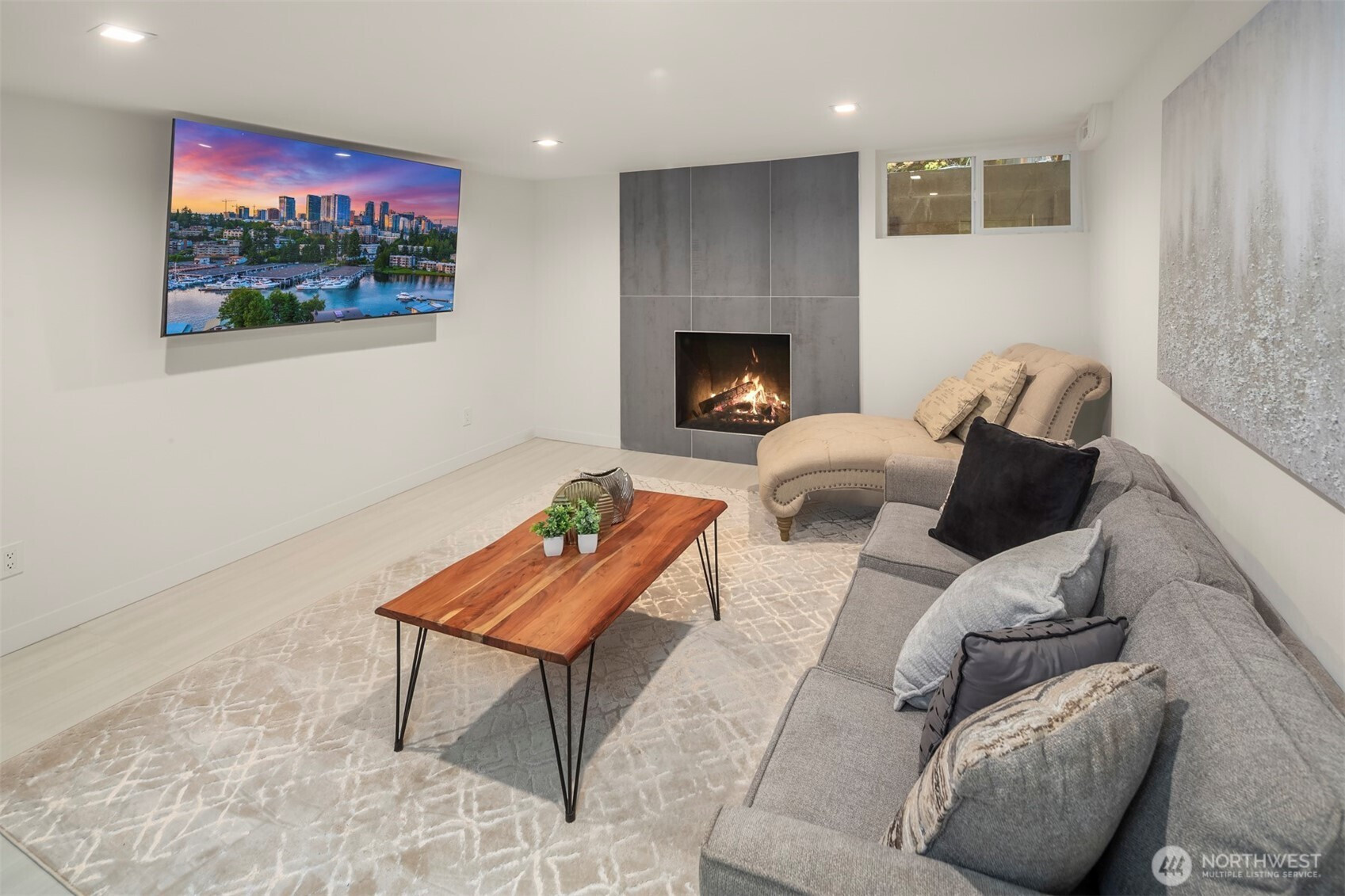 10045 NE 15th Street, Bellevue, WA 98004