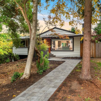 10045 NE 15th Street, Bellevue, WA 98004