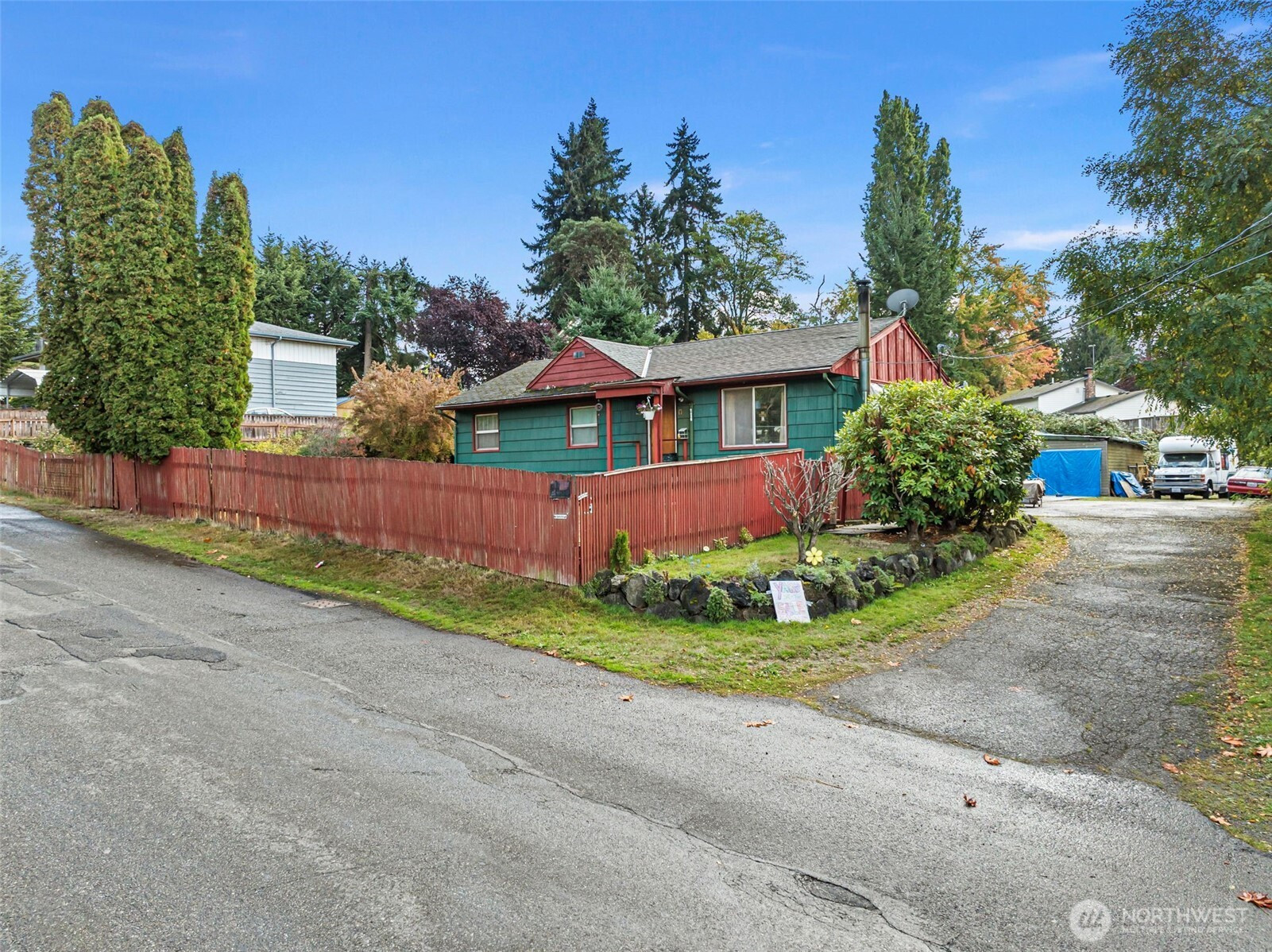 2635 SW 104th Street, Seattle, WA 98146
