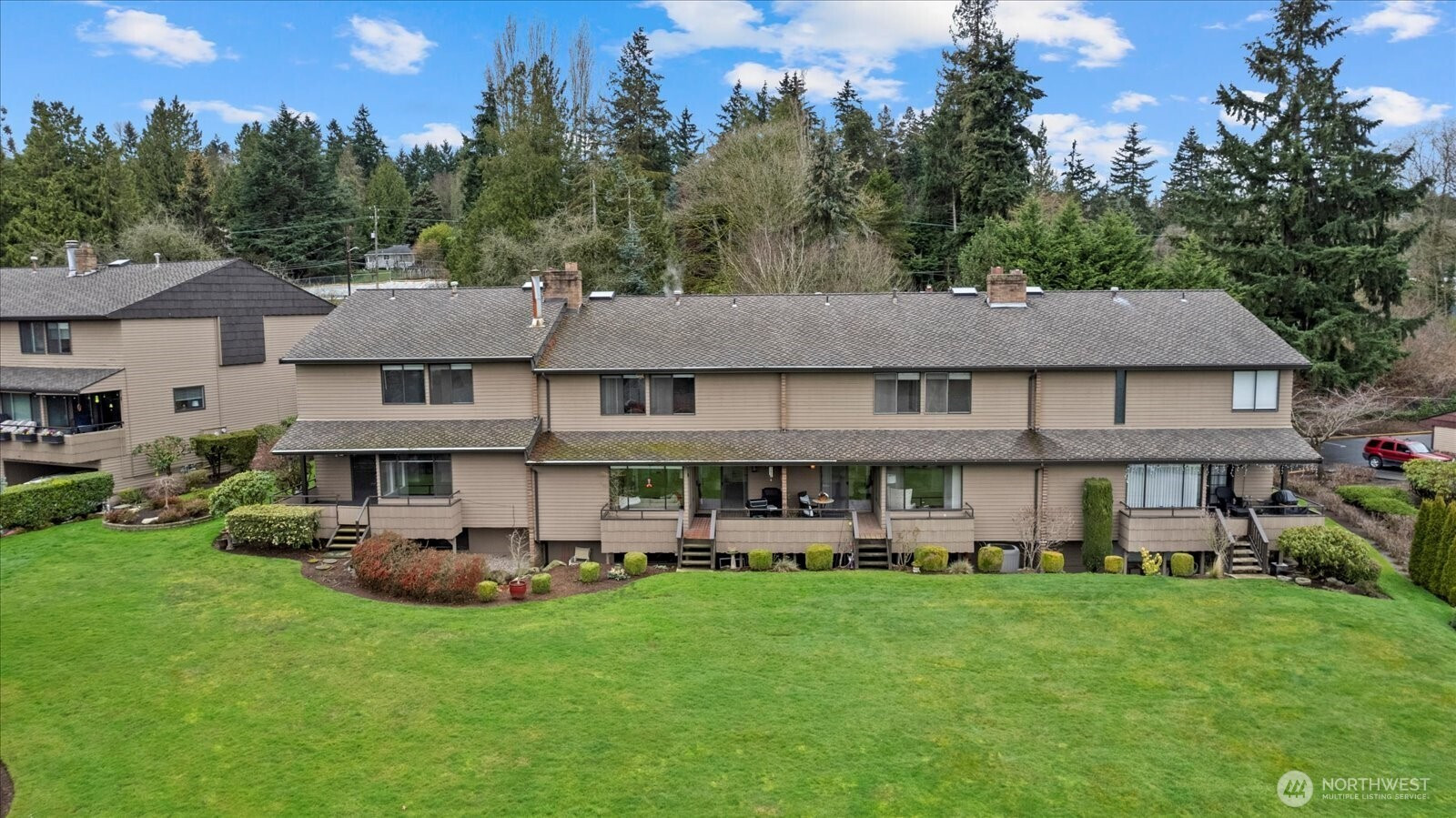 10743 Glen Acres Drive S, Seattle, WA 98168