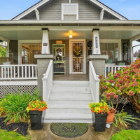 805 Cherry Avenue, Sumner, WA 98390