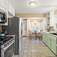 805 Cherry Avenue, Sumner, WA 98390