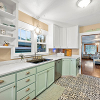 805 Cherry Avenue, Sumner, WA 98390