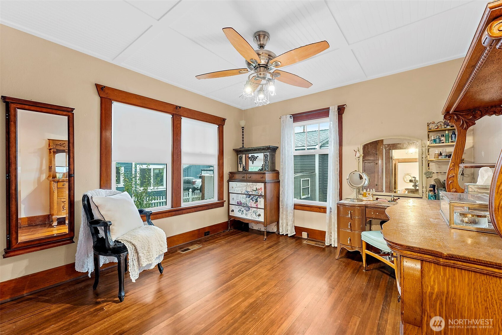 805 Cherry Avenue, Sumner, WA 98390