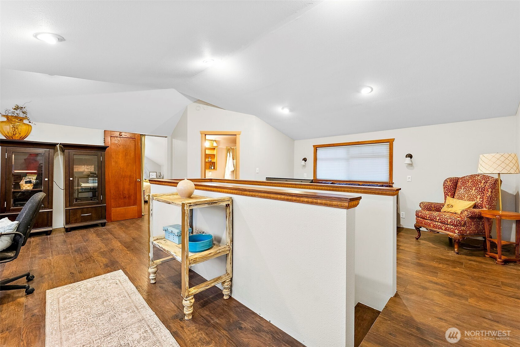 805 Cherry Avenue, Sumner, WA 98390