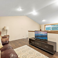 805 Cherry Avenue, Sumner, WA 98390