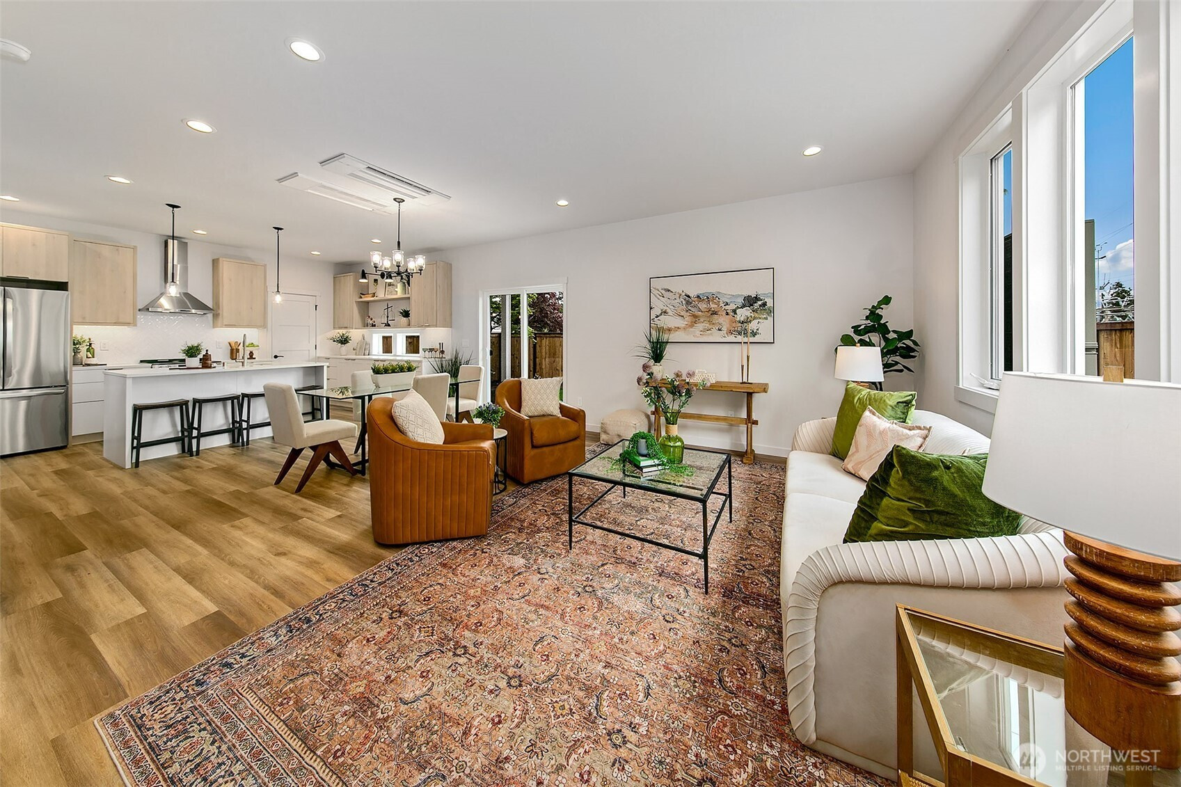 10706 Fremont Avenue N, Seattle, WA 98133