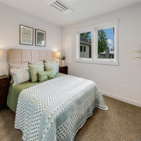 10706 Fremont Avenue N, Seattle, WA 98133