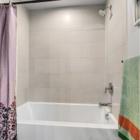 10706 Fremont Avenue N, Seattle, WA 98133