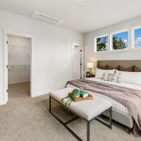 10706 Fremont Avenue N, Seattle, WA 98133