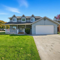 2460 Westmoreland Dr, Richland, WA 99354