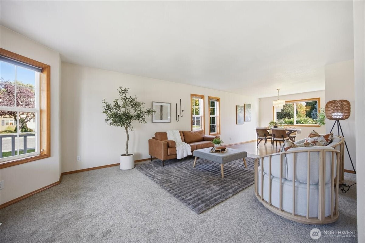 2460 Westmoreland Dr, Richland, WA 99354