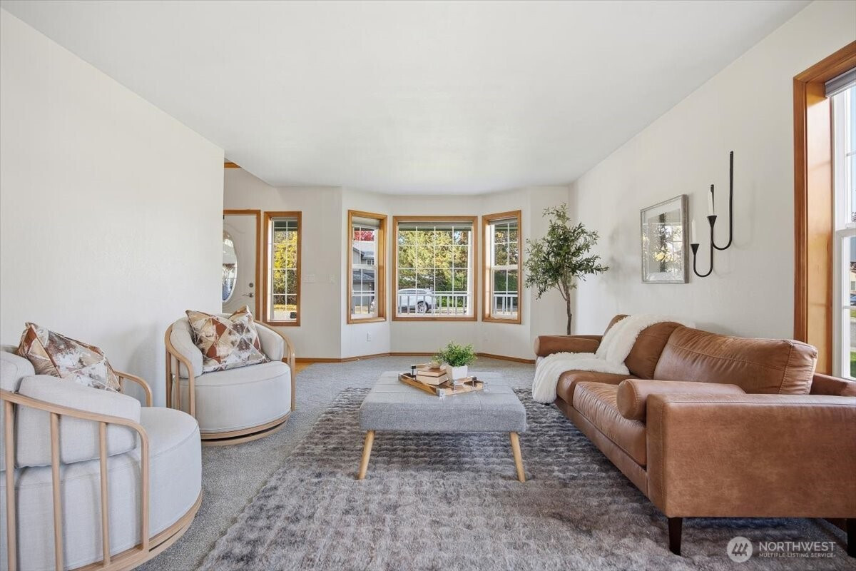 2460 Westmoreland Dr, Richland, WA 99354