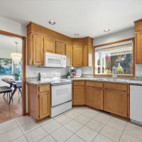 2460 Westmoreland Dr, Richland, WA 99354